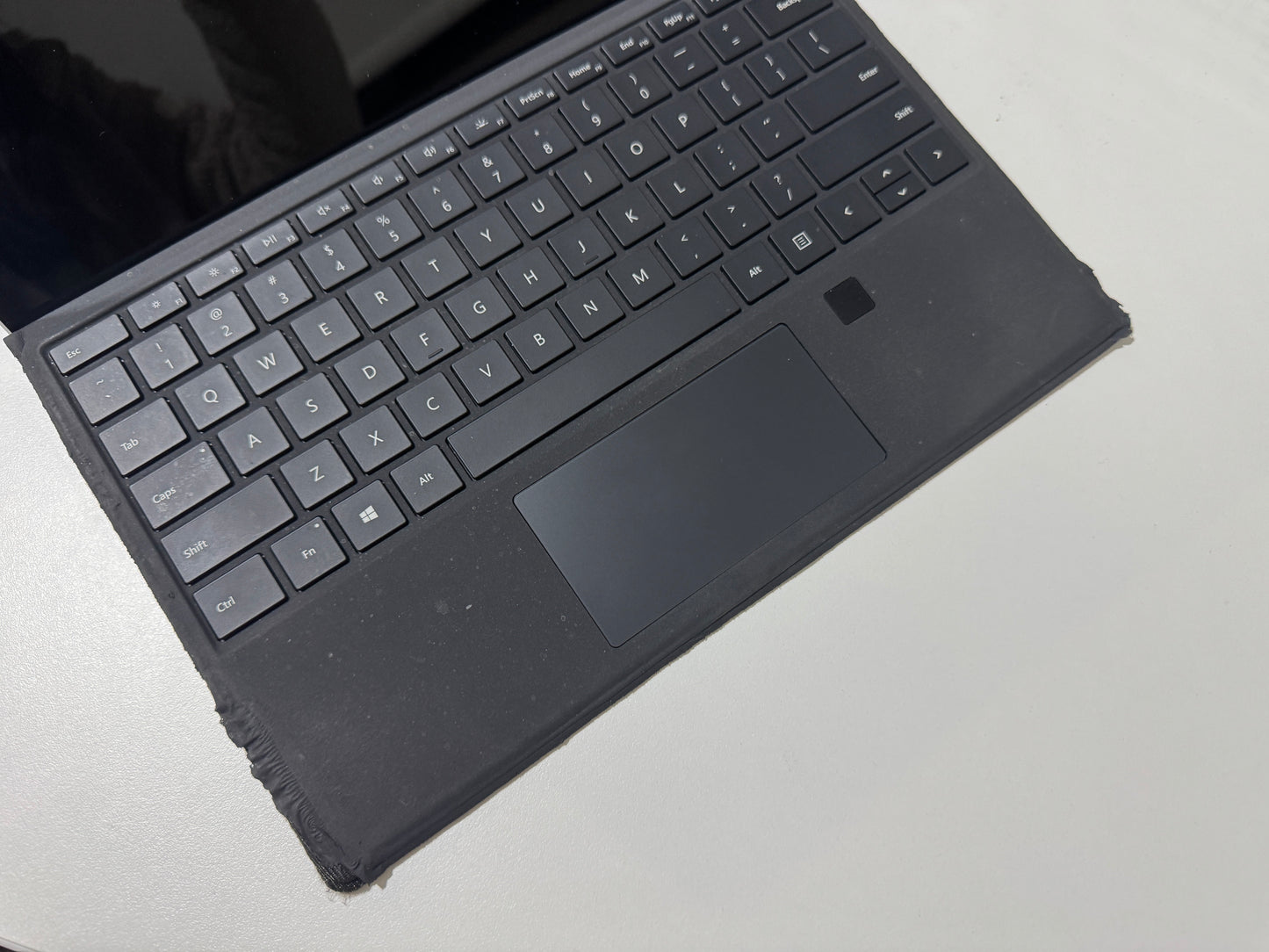 Microsoft Surface Pro 6 2-in-1 12.3" | Intel i5 8th Gen | 8GB RAM 128GB SSD | Windows 11 | Refurbished Laptop Good